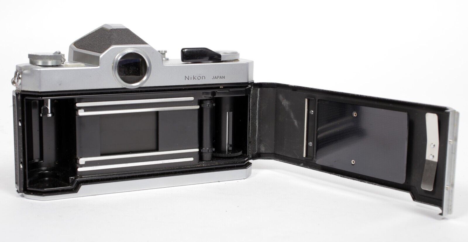 Nikon Nikkormat FTn 35mm SLR film camera with Nikkor H 50mm F2 
